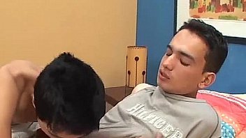 Smooth Latino Asshole Bareback And Blowjob thumbnail