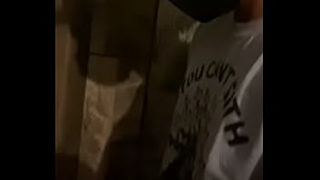 Pissing thumbnail
