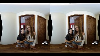 Mind blowing threesome with 2 horny teens wankzvr