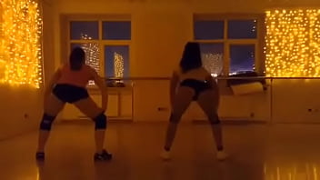 Try ⤵ twerkout by dirtytwerking nylons milfs 216313