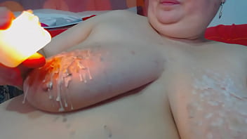 Wachs spiele auf den busen