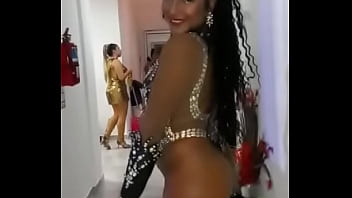 Hermosa experiencia amo bailar el carnaval en mi