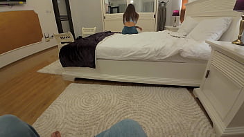 I make my ex cheat on his new girlfriend