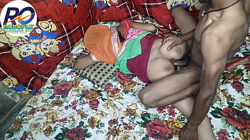 Amazing sex with village bhabhi in green saree blouse pussy and anal hindi canoe ready