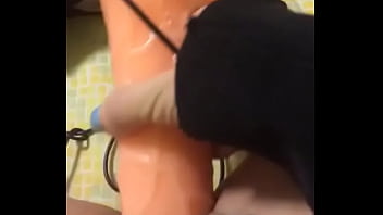 Gioco con il mio dildo belocementw