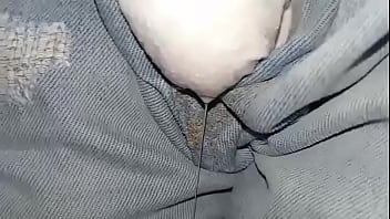 Pantalones orinados con pañal de tela y día doble orgasmo