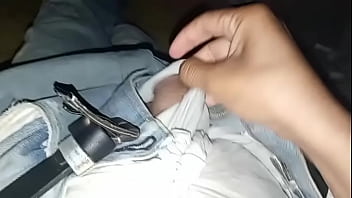 Pantalones orinados con pañal de tela y día doble orgasmo