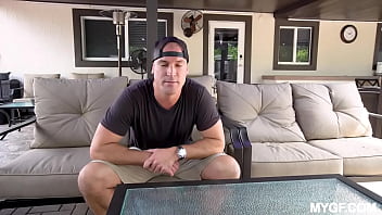 Late i brought pizza