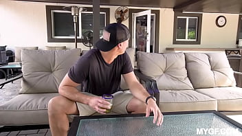 Late i brought pizza