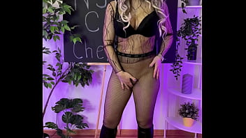 Nylon club putting on fishnet tights