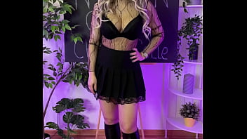 Nylon club putting on fishnet tights