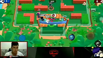 Bibi jogando mal no brawl stars e a pessoa ficando puta