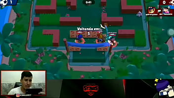 Bibi jogando mal no brawl stars e a pessoa ficando puta