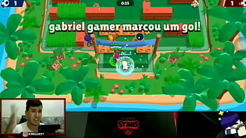 Bibi jogando mal no brawl stars e a pessoa ficando puta