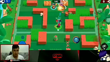 Bibi jogando mal no brawl stars e a pessoa ficando puta