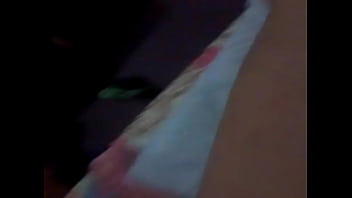 Madura cogiendo y gimiendo