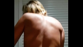 Maman algerienne adore baisé