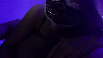 Pussy was leaking juices and he noticed it soon was satisfying my hornyness