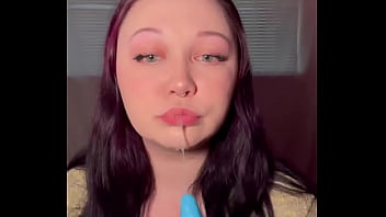 Taylor petrova slobbers all over dildo