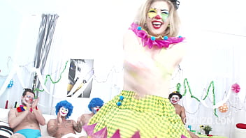 Ella nova 10on1 clown gangbang sz1620