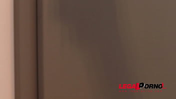 Submissive slut nikki waine ass fucked balls deep after golden shower gp170