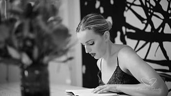 Amber moore's erotic book made charlie forde masturbate her cunt