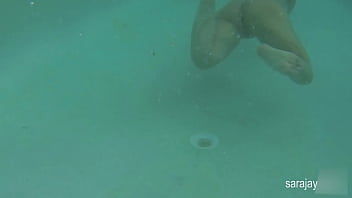 Sara jay loves masturbating underwater milf got horny af