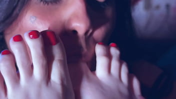 Playful rotten venus tickles perfect feet of bound bia