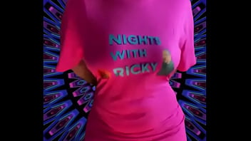 Reeses pieces bounce when she walk