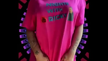 Reeses pieces bounce when she walk