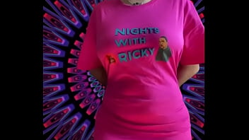 Reeses pieces bounce when she walk