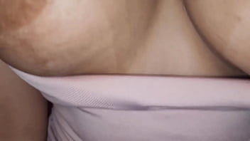 La vecina y su gigante culo