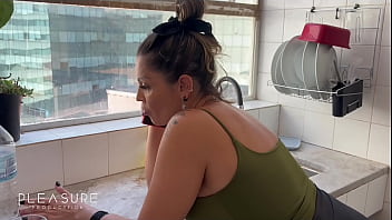 Infiel traindo marido em casa