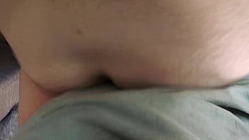 Blogger tries a vape flavored blowjob