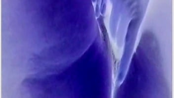 Fingerfuck in light brown screen