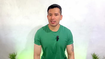 Joven Le Da Chupada A La Vergota Enorme De Un Abuelo Mamado thumbnail