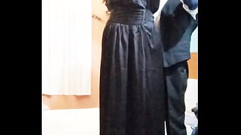 Me follé a la más puta de la fiesta la puse a mamarme la verga