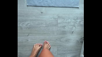 Peeing in my backyard in pov