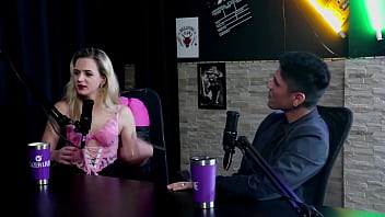 Fazia a mãe sair de casa pra transar tem fetiche em sururba não batia punheta e o seu quarto vermelho adryh prcybylovicz e alex hanndrykxi sheer red