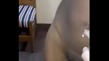 Honey allowed her mom's bf in her apartment when her mom was at work