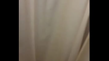 Honey allowed her mom's bf in her apartment when her mom was at work