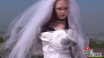 Audrey gags on otto’s dick before anal vows at altar