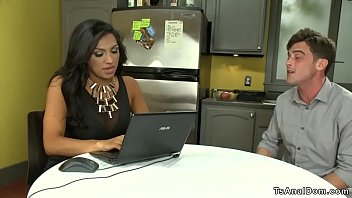 Tanned huge tits brunette latina shemale jessy dubai and lance hart fucking his girlfriend jessie parker in bed till he cums on her ass