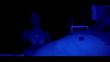 Vecina le gusta mamamerme el pito cuando se esposo se va de viaje