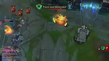 Maluko perdido da vida n sabe oque ta fazendo conseguindo mata todo mundo