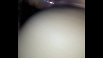 Follando este rico culo