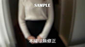 【フェラ・口内射精】いくみvol 01書道教室を開いている清楚な人妻は、投資詐欺にあってしまい、旦那にばれる前に補填したいと脱ぐことに・・・ 前半