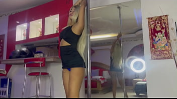 Me follo a mi hermanastra culona en un hotel y termina enamorada