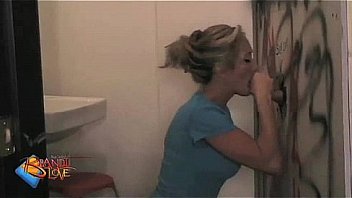 Brandi love gives an awesome blowjob