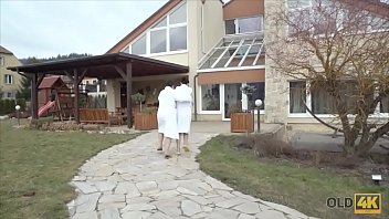 Old4k tender sex in jacuzzi